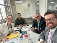 os vereadores Dr. Leandro e Ricardo Bozo, da Câmara Municipal de Votuporanga, estiveram recentemente em São Paulo (Foto: Assessoria) 