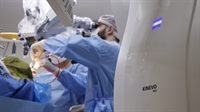 O sistema do Hospital de Base gera imagens em 4k e 3D, dando noção de profundidade maior e com mais qualidade (Foto: HB)