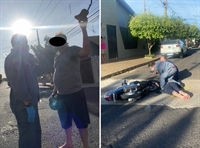 O motociclista golpeou a ambulância com um capacete e partiu para cima dos socorristas, que tiveram que usar da força para o conter (Foto: Região Noroeste)