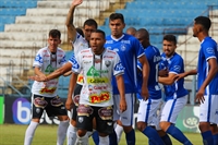 Na visão do treinador, a Votuporanguense teve dois tempos distintos contra o Rio Claro (Foto: Rafael Bento/CAV)