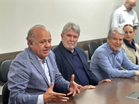 Conselheiros Dimas Ramalho e Roque Citadini referenciaram o trabalho sério e responsável que a gestão atual tem realizado (Foto: Prefeitura de Votuporanga)