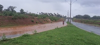 A chuva também gerou transtornos; moradores da zona Sul registraram o alagamento de obra recém-inaugurada pela Rumo (Foto: Arquivo pessoal)