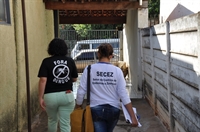 A Vigilância Ambiental reforça ainda a importância da população em receber os agentes em suas casas (Foto: Prefeitura de Votuporanga)
