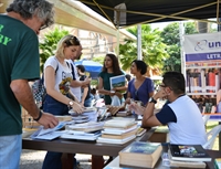 Curso de Letras da Unifev promove arrecadação de livros seminovos e usados
