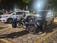 Todos os bens recuperados estão sendo devolvidos aos respectivos proprietários, incluindo uma Hilux e uma motocicleta (Foto: Divulgação)