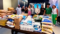 Alunos da Medicina destinam uma tonelada de alimentos para Santa Casa de Votuporanga