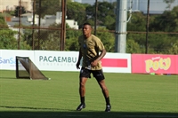 Atacante Anderson Tanque chega para reforçar o CAV nessa reta final de campeonato (Foto: Rafa Bento/CAV)