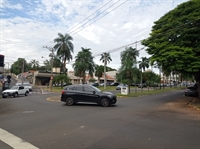 Não utilizar a seta ao mudar de direção ou de faixa é uma infração de trânsito prevista no Código de Trânsito Brasileiro (Foto: A Cidade)