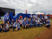 Alunos de Agronomia da UNIFEV participam de renomada feira de tecnologia agrícola