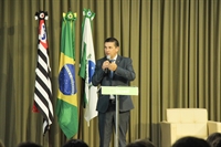 O Presidente Fabio Peterlini também reforça sobre a importância do momento assemblea (Foto: Sicredi) 