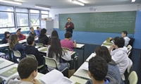 Entre as várias oportunidades de emprego nesta semana em Votuporanga está uma para professor de inglês (Wilson Dias/Agência Brasil)
