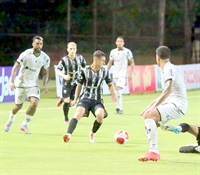 Se a Alvinegra conquistar pontos, e a depender do resultado do líder São Bernardo, o time pode assumir o 1º lugar na classificação (Foto: Rafa Bento/CAV)