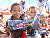 Campanha da UNIFEV arrecada chocolates para entidade local