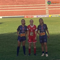 Os atletas da escolinha de futebol de Parisi estão brilhando no cenário esportivo paulista (Foto: Arquivo pessoal)