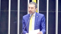 O deputado federal de Fernandópolis, Fausto Pinato, está no olho do furacão da política nacional com a CPI da Americanas (Foto: Assessoria)