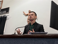 O vereador Emerson Pereira levou para a Câmara o pedido de reativação da Comunidade Nova Vida em Votuporanga (Foto: Assessoria)