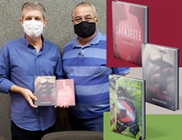 Reitor da Unifev recebe visita do escritor Valter Petenel