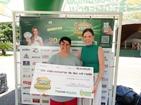 Silvia Andreia Cazarin e a presidente da ACV, Natália De Haro  (Foto: A Cidade)