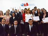 Egressos da Unifev recebem a carteira da OAB