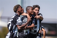Em abril, o Cavinho inicia a disputa nos dois torneios; time manda seus jogos na Arena (Foto: Pedro Zacchi)