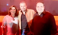 O deputado federal Fausto Pinato esteve na região neste final de semana e aproveitou para oficializar a destinação de R$ 2,5 milhões em emendas para Votuporanga. Na foto, ele está com prefeito de Jales, Luis Henrique, e a vice-prefeita Marinylda Cavenaghi, durante a festa de peão da cidade  (Foto: Assessoria)