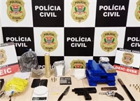As drogas e a submetralhadora foram apreendidas pela Polícia Civil de São José do Rio Preto na cidade de Jales (Foto: Divulgação)