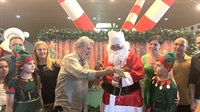 Chegada do Papai Noel amanhã marca a abertura do comércio em horário especial