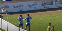 João Vitor comemora o primeiro gol da vitória do Fernandópolis (Foto: Reprodução/Futebol Paulista)
