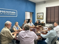 Em meio a polêmicas, Prefeitura e Detran se reúnem para fiscalizar scooters elétricas em Votuporanga