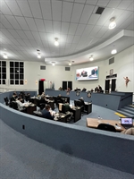 Vereadores revogaram o reajuste escalonado que tinham aprovado em 2023, mas mantiveram o aumento de 40% no salário (Foto: Assessoria)