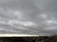 Votuporanga entra em alerta para tempestades com rajadas de vento de até 95 km/h