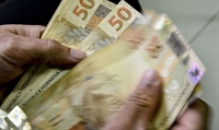 Auxílio Brasil de R$ 600 começa a ser pago nesta terça