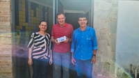 Mirlene Souza Campanha, Izaias Rosa e Juarez de Oliveira e Silva foram os ganhadores  (Foto: Santa Casa)