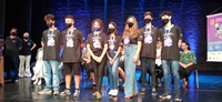 Os sete empatados em 1º lugar ganharam bolsas de estudo, troféus e assinaturas do A Cidade; os demais ganharam troféus e prêmios em dinheiro (Foto: A Cidade)