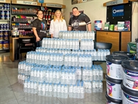 Imperial Tintas doa centenas de litros de água para famílias do RS