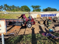 Motorista morre ao colidir com caminhão de Valentim Gentil, na Euclides da Cunha