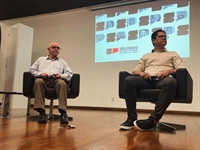 Marcelo Damaceno (dir.), chefe da Divisão de Arquivo Público da Prefeitura de Votuporanga, participou do evento em São Paulo (Foto: Prefeitura de Votuporanga)