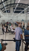 Poupatempo? Moradores reclamam de filas de até quatro horas para atendimento em Votuporanga