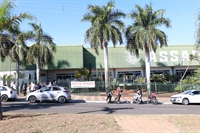 Posto volante que fica no salão social do Assary Clube de Campo tem plantão de vacinação contra a Covid neste sábado (31), das 8h às 16h (Foto: Prefeitura de Votuporanga)