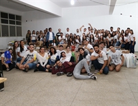 Cursos da UNIFEV arrecadam mais de 2,5 toneladas de alimentos e cerca de 200 mil copos em gincana solidária