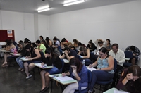 Mais de 4,6 mil candidatos disputam 73 vagas em concurso da Prefeitura neste domingo 