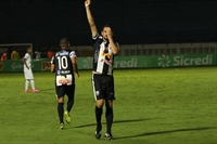 O atacante Gabriel Barcos está de volta à Votuporanguense  (Foto: Rafael Bento/CA Votuporanguense)