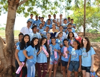 Alunos da Unifev doam brinquedos para a Associação Caminho de Damasco