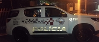 Ao perceber a aproximação da equipe policial, o indivíduo tentou empreender fuga, mas foi prontamente acompanhado (Foto: Divulgação)