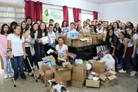 Alunos do Colégio Unifev fazem doação ao Lar São Vicente de Paulo