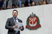 Danilo Campetti tomou posse ontem como deputado estadual; representantes do Direita Votuporanga acompanharam a cerimônia (Foto: Alesp/Arquivo pessoal)