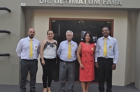 Nova diretoria da OAB de Votuporanga: Bruno Dumbra, Miriane Pimenta de Moraes, Adelino Ferrari, Elaine Akita e Josué Carvalho Santos (Foto: A Cidade)