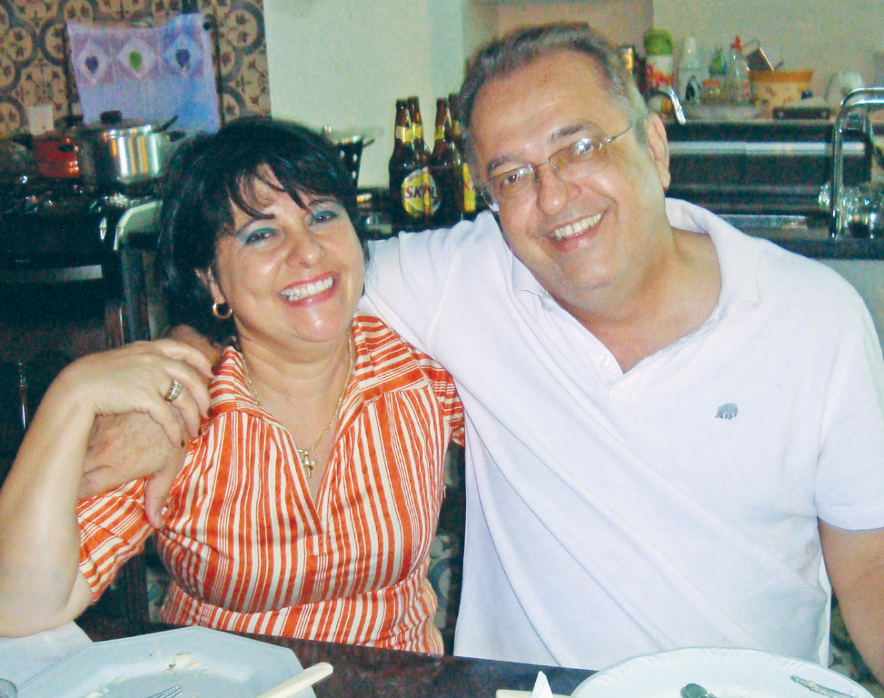 Sueli Guerche é a aniversariante deste domingo. A esposa de Paulo Guerche (foto) será festejada pela suas companheiras do Lions “Brisas Suaves”
